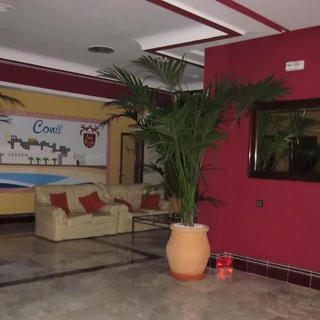 Hotel San Vicente Conil 2*