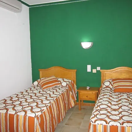 San Vicente - Centro Playa 2* קוניל דה לה פרונטרה