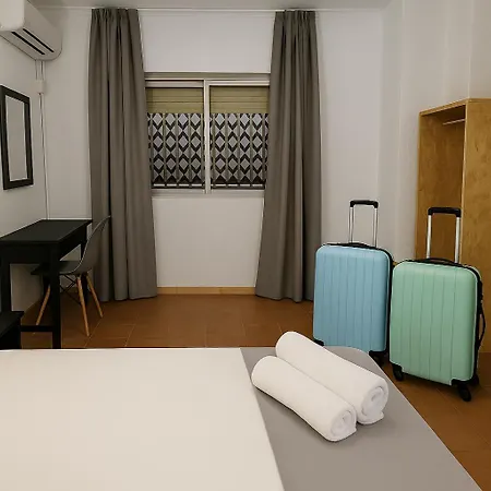 מלון San Vicente - Centro Playa 2*